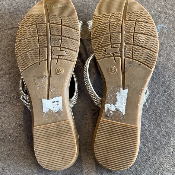 Sandals - Picture 3 of 4